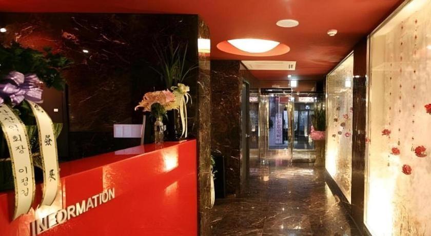 Fox Hotel Seoul Bagian luar foto
