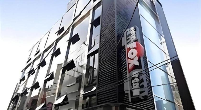 Fox Hotel Seoul Bagian luar foto